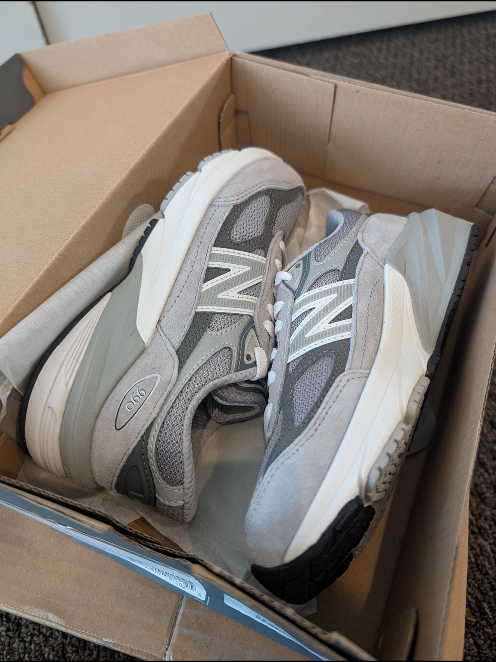 New Balance 990v5 Grey Suede & Mesh Sneakers Size 13.5 Kids - BNIB!